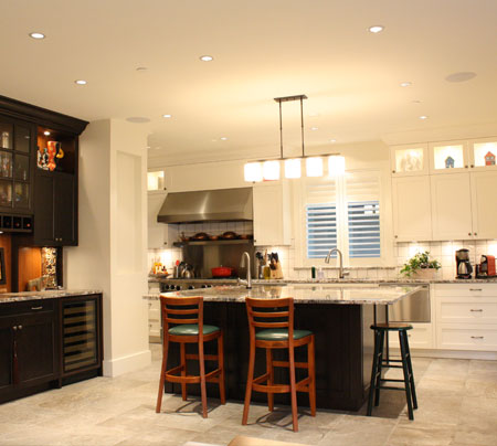 Custom Craft Cabinets & Millwork